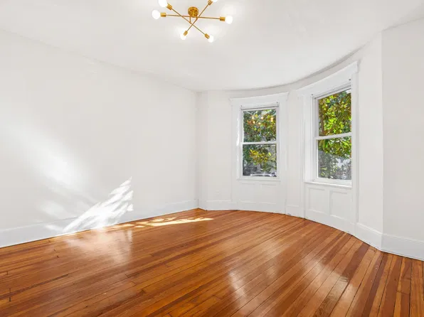 114 Shippen St #1, Weehawken, NJ 07086