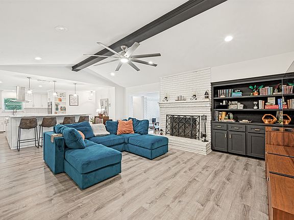 2nd image of 9407 Arborhill Dr