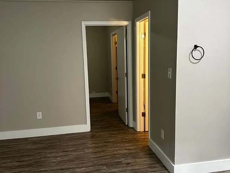 108 Gay St — Photo 14