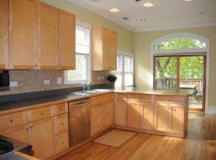 3916 N Seeley Ave #2, Chicago, IL 60618