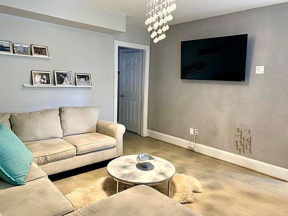 Includes Large flat screen TV (can be removed upon request)
