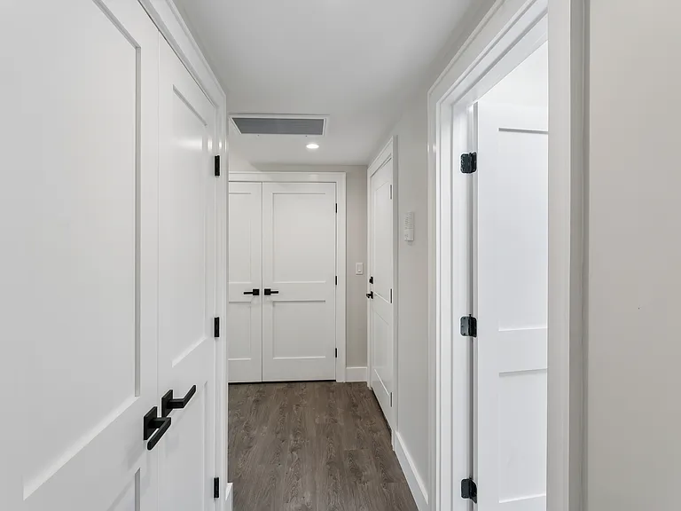 780 New York Ave #A — Photo 12