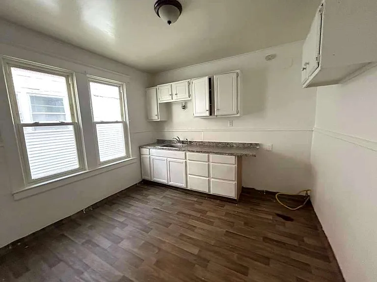 38 Goulding Ave #1 — Photo 6