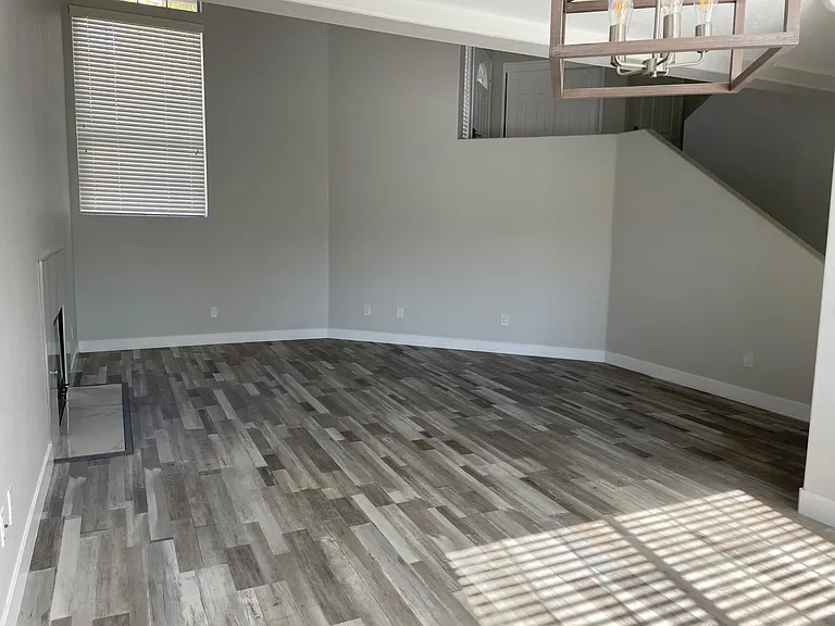 9107 Sesi Ln — Photo 5