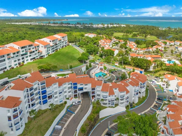 Villas Las Brisas APT 9B, Palmer, PR 00721