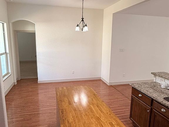 3rd image of 19057 Hammer Ln