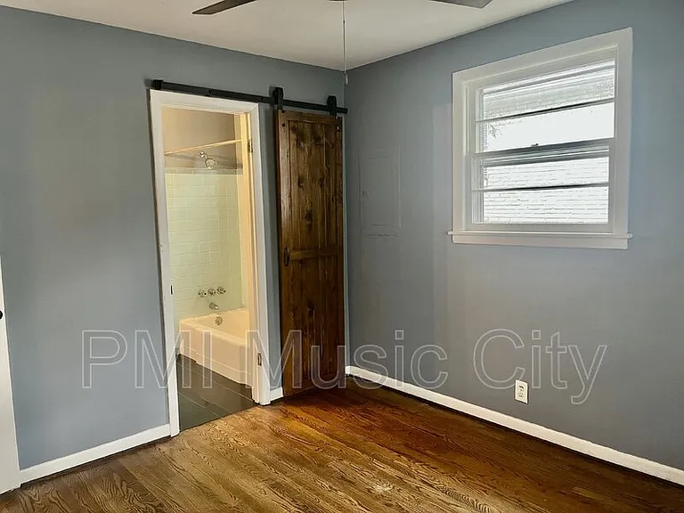 1208B Kirkwood Ave — Photo 6