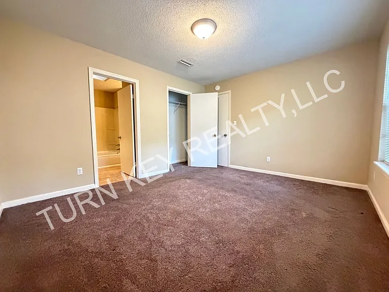 127 Avalon Ave — Photo 13