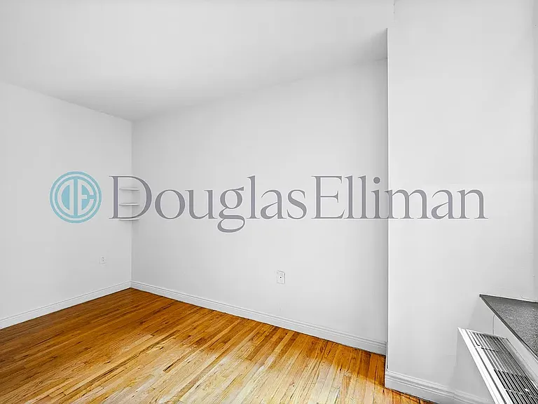 295 Park Ave S #6B — Photo 4
