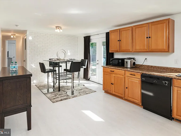 108 Wilson Rd — Photo 9