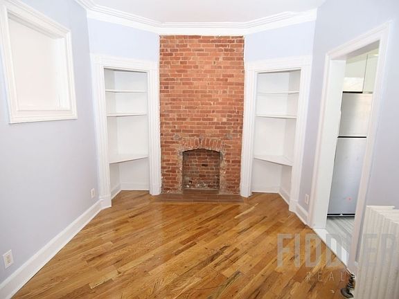 4th image of 88 Clinton Ave Bsmt 2