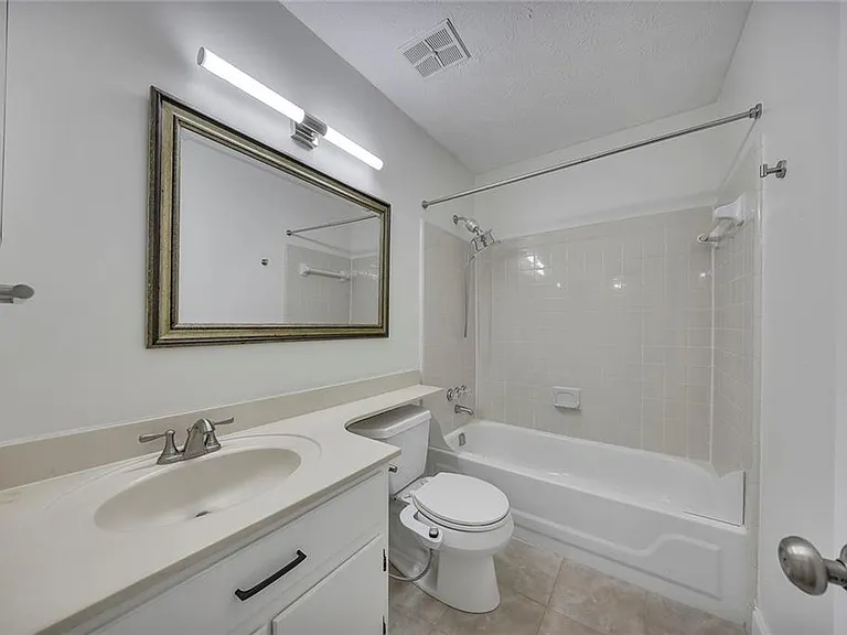 635 Anderson Walk — Photo 25