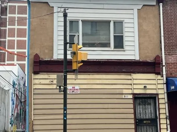 311 N 13th St, Philadelphia, PA 19107