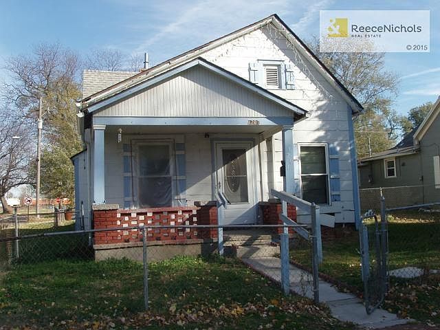1st image of 1201 S 35th St