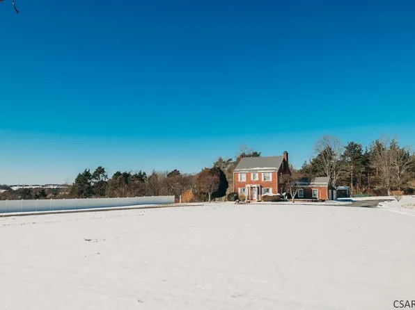 484 Sugar Maple Dr, Windber, PA 15963