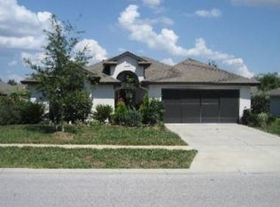 4965 Treasure Cay Rd, Tavares, FL 32778