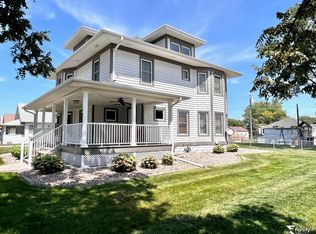 122 S River Ave, Exeter, NE 68351