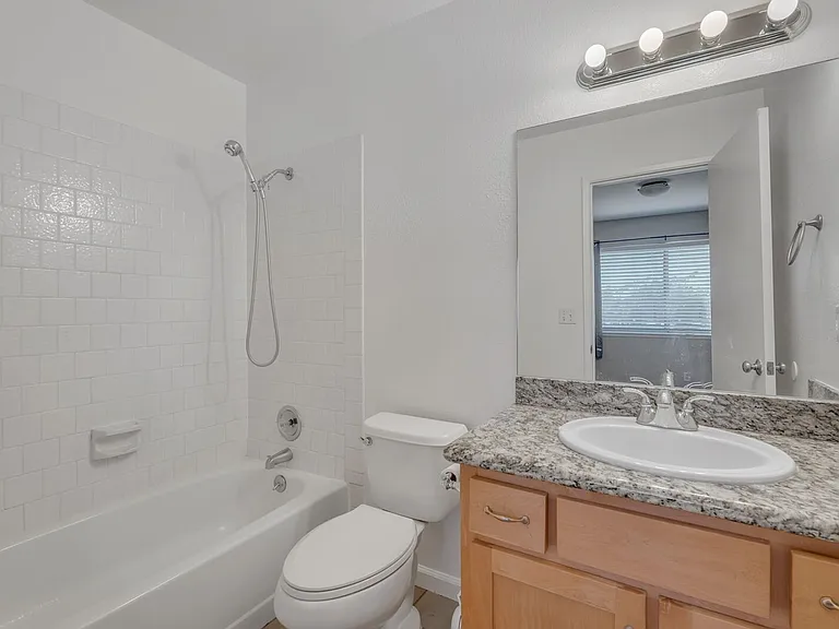 362 Tabor Ave — Photo 14