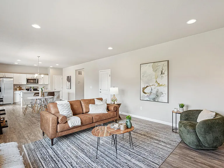 1119 Sherman Dr — Photo 4