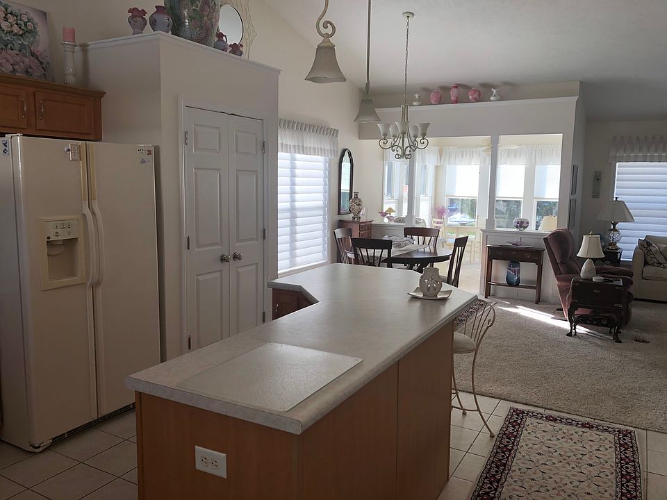 1st image of 9712 Palmetto Ct