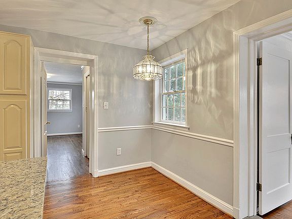Light filled breakfast nook