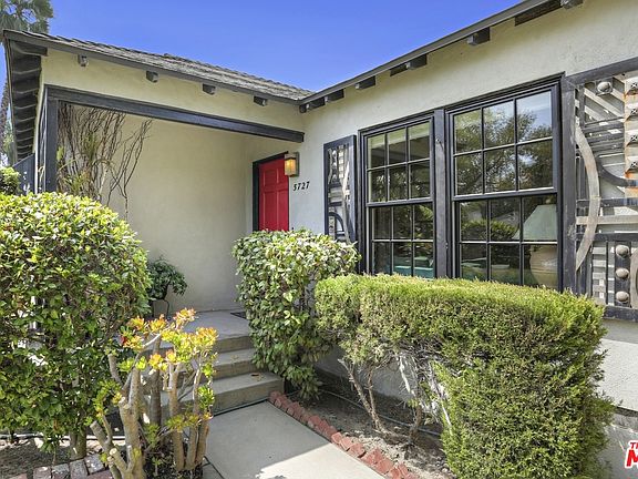 4th image of 5727 Cartwright Ave