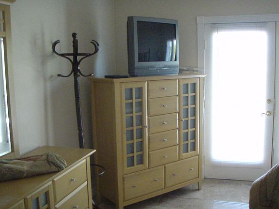2nd image of 2728 Lakecrest Dr