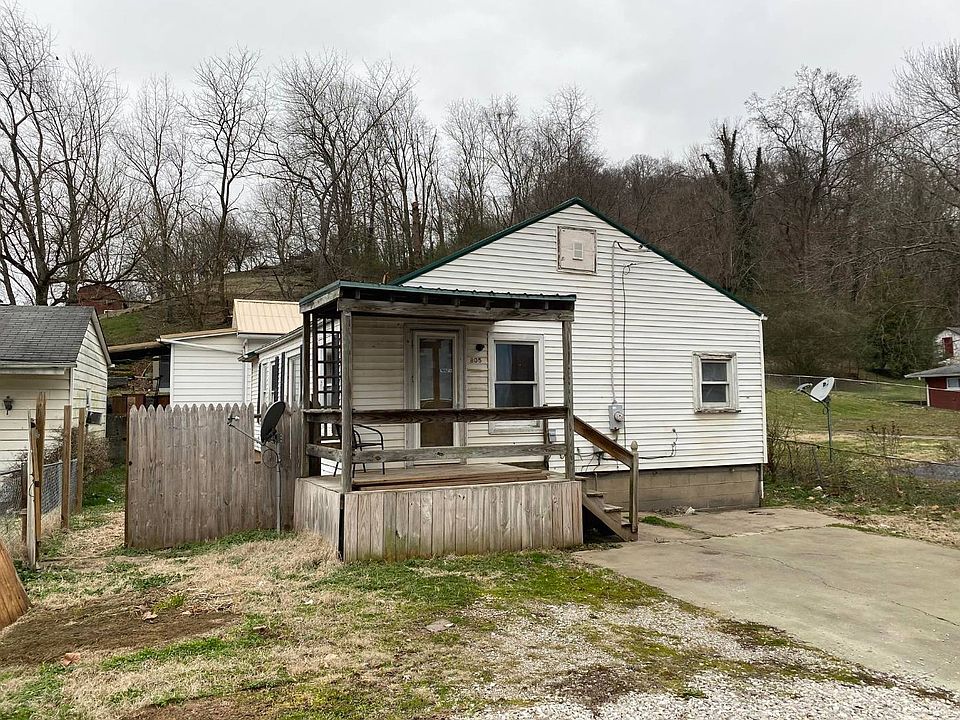 1st image of 805 Woodward Dr