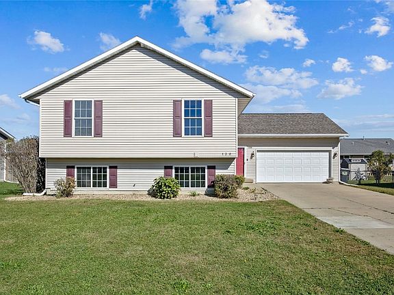 2nd image of 130 Bear Creek Ct