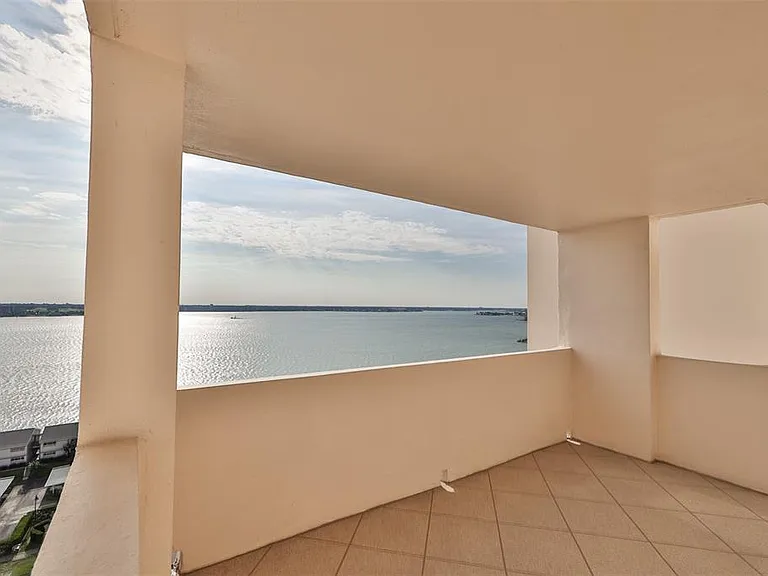 1270 Gulf Blvd #1706 — Photo 4