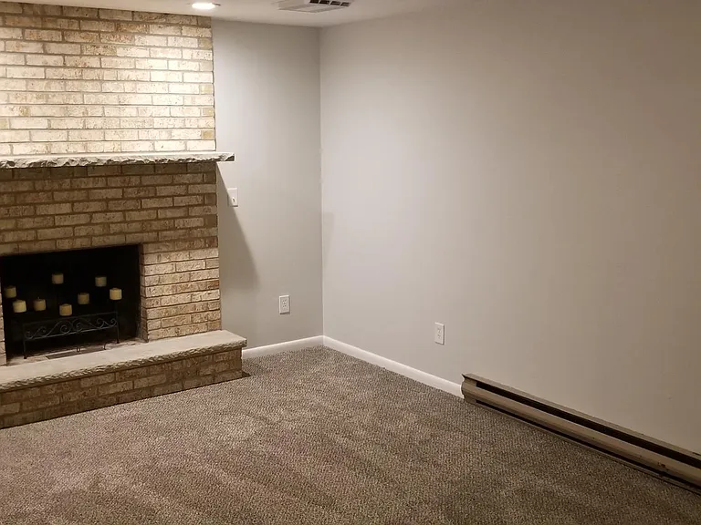 18 Carol Ct — Photo 8