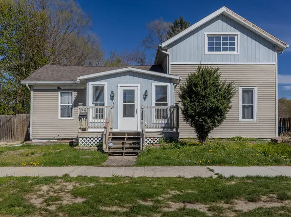 409 S Haver St, Hartford, MI 49057