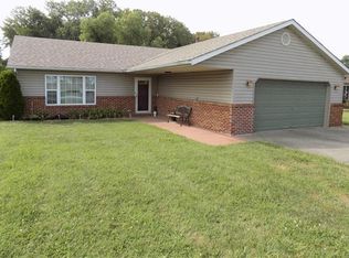 21 Perigen Ln, Granite City, IL 62040