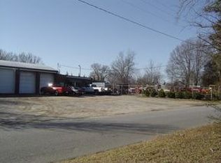 2521 N College Ave, Newton, NC 28658
