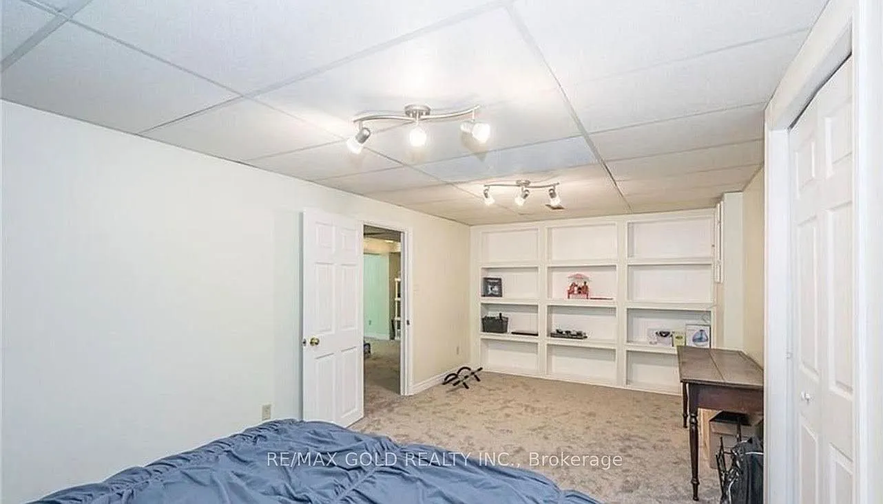 5 bed, $3,600 — Photo 3