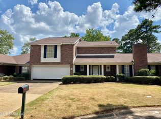 220 Old Oak Cir, Brandon, MS 39042