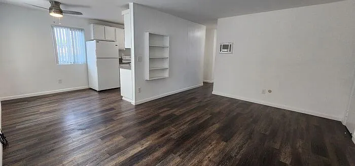 2 bed, 1.5 bath, 800 sqft, $2,270 — Photo 3