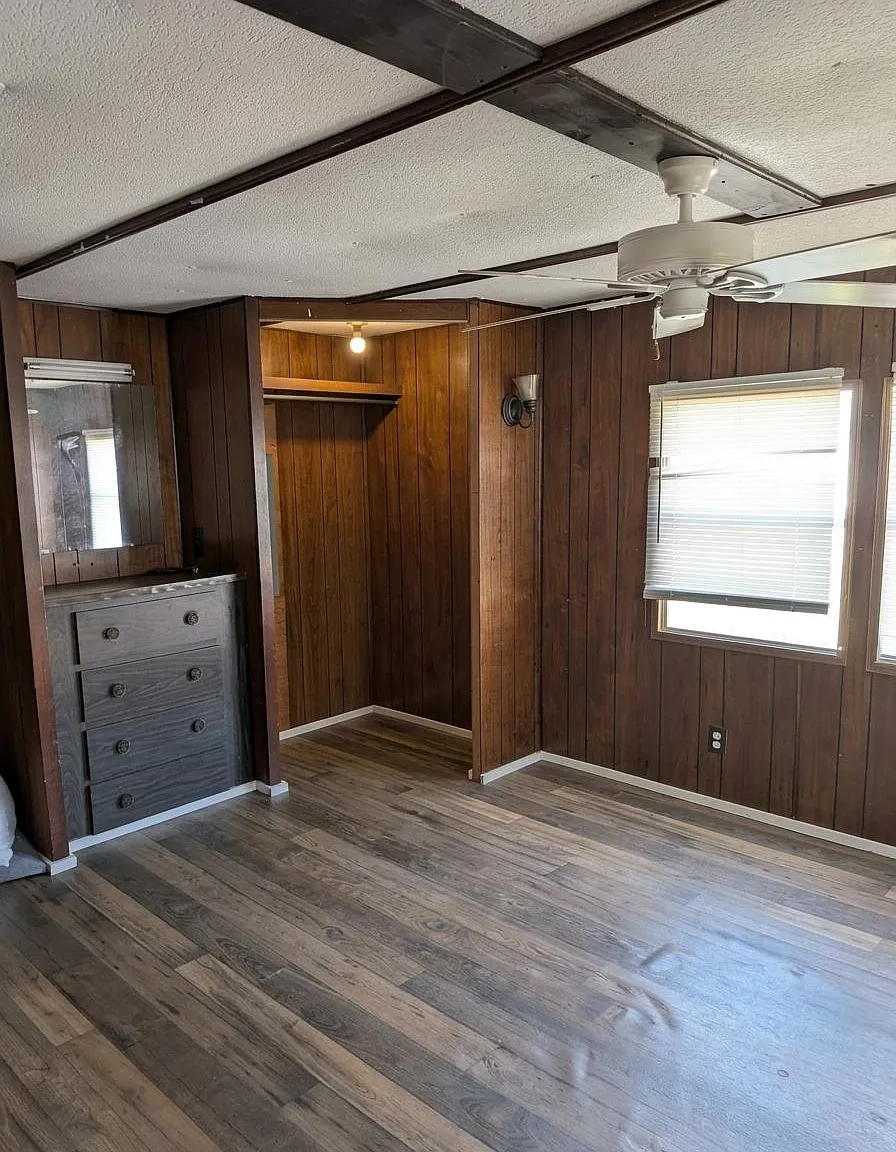 2 bed, 880 sqft, $900 — Photo 3