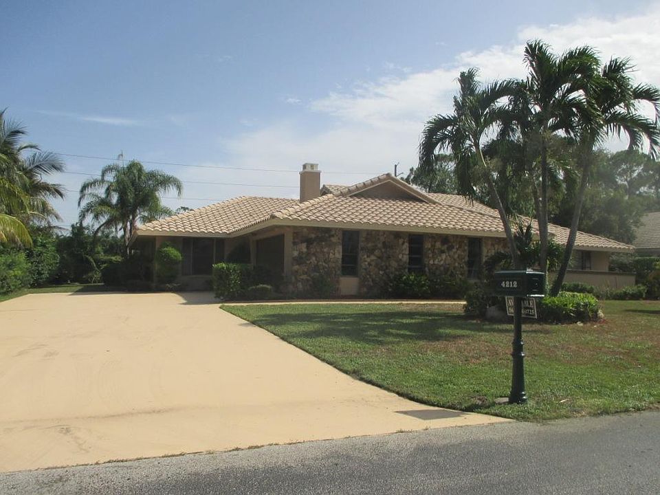 1st image of 4212 Gleneagles Dr