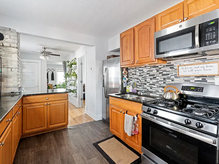 618 Van Buren St NE #1 — Photo 7