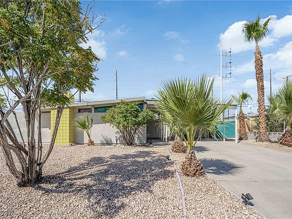 2nd image of 3223 Sundown Dr