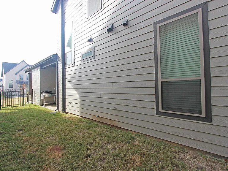 4127 Runway Mews — Photo 20