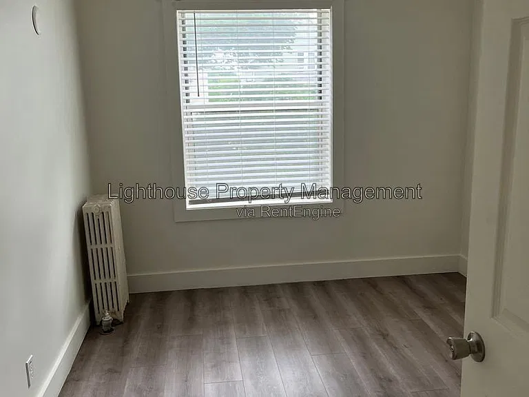 917 Pearl St #2 — Photo 9