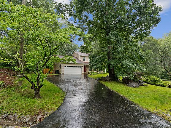 2nd image of 12150 Breckinridge Ln