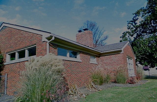 1st image of 1721 Hawthorne Ln