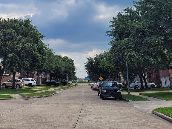 4th image of 5418 Silver Oak Dr
