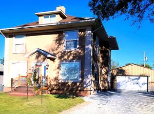 408 N Main St, Chariton, IA 50049