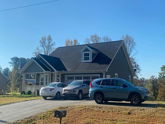 2nd image of 183 Grandview Rd