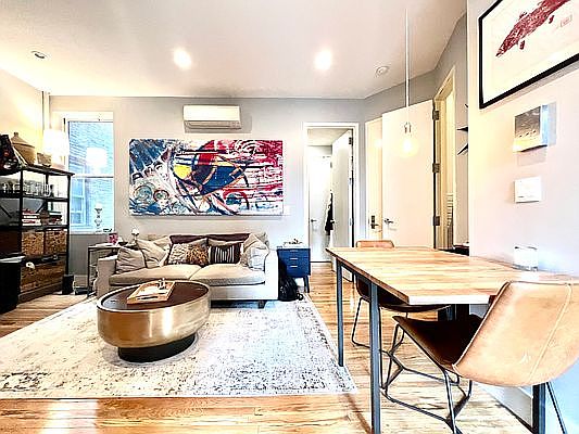 5th image of 354 S 4th St #4A