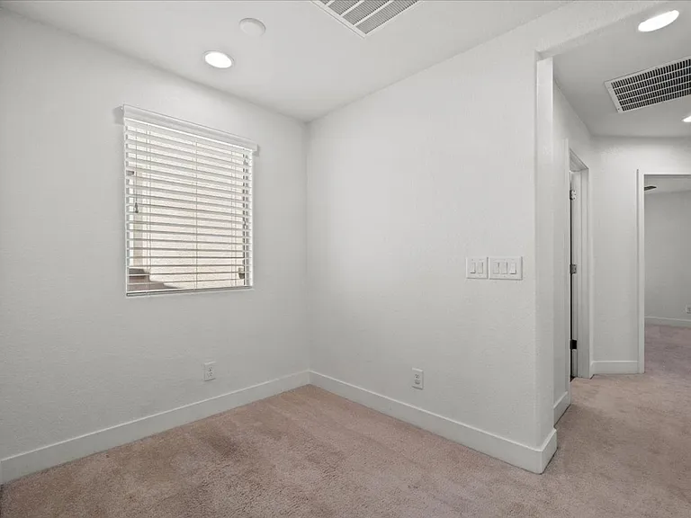 8931 Oreana Peak Ct — Photo 12